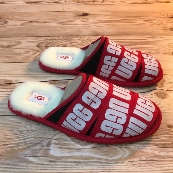 Ugg Scuff Graphic Brand Slipper - Picture 14 of 16